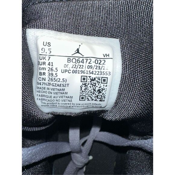 Air Jordan 1 Mid Cement Grey/ Anthracite/Sail Size 9.5 Women’s/ 8 Men’s Style BQ - Picture 7 of 8